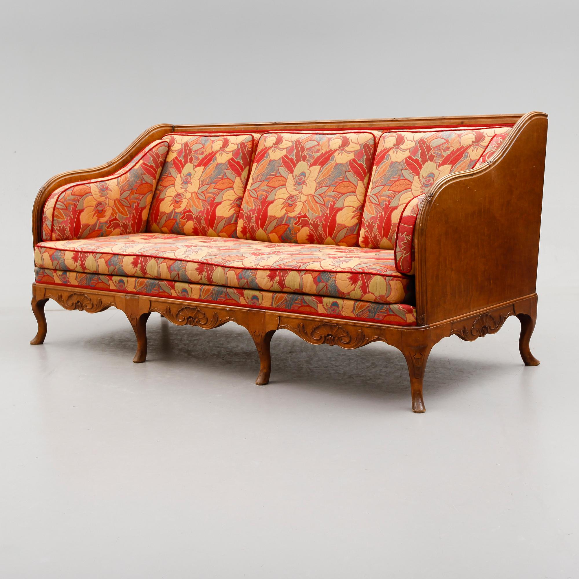SOFFA, rokokostil, 1900-talets första hälft.