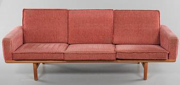 SOFFA, Hans J Wegner, Getama Gedsted, Danmark, 1900-talets tredje kvartal.