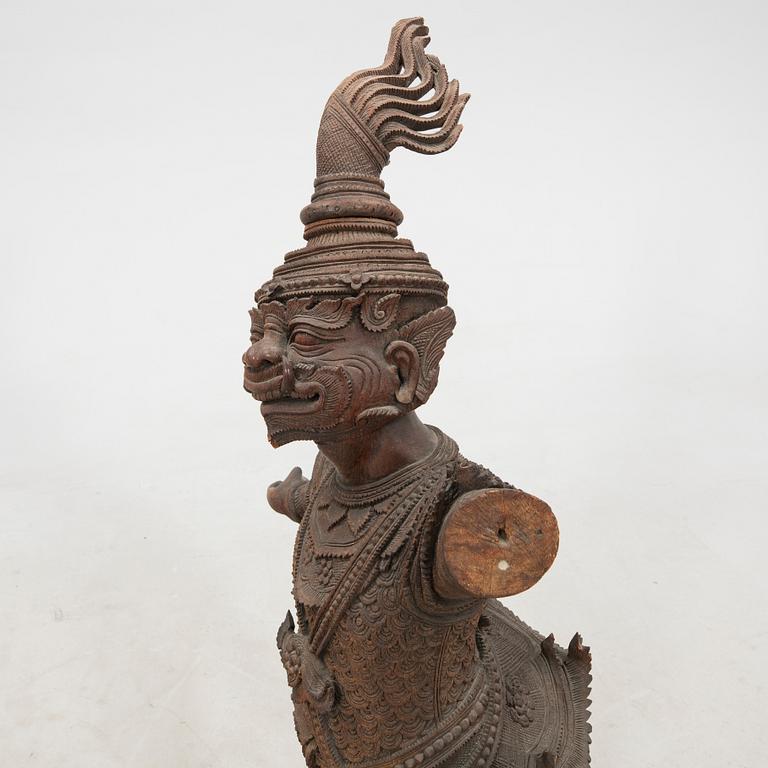 A Thai wooden sculpture, around 1900.