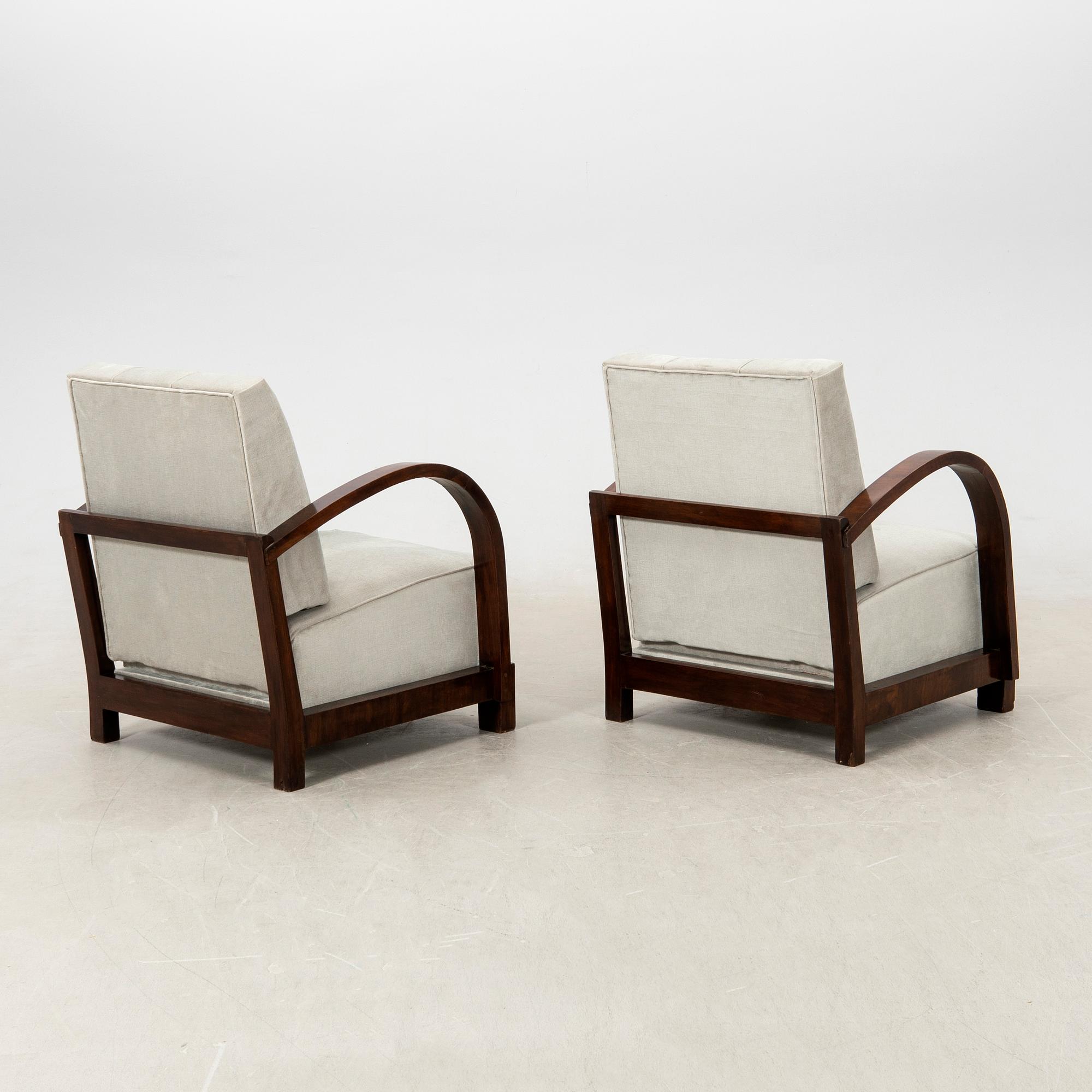 Armchairs, a pair of Art Deco from the first half of the 20th century.