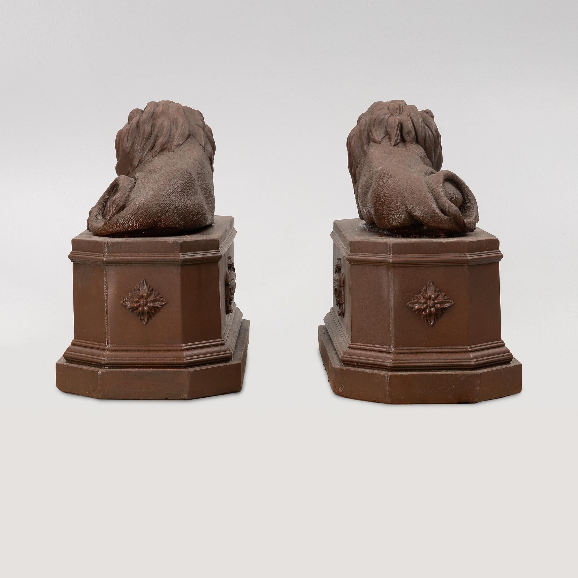 A pair of garden sculptures.