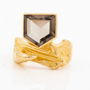 Lapponia ring 18K gold with smoky quartz, 1976.