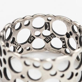 Liisa Vitali, A silver ring "Pitsi". Aatos Johannes Hauli, Helsinki 1968.
