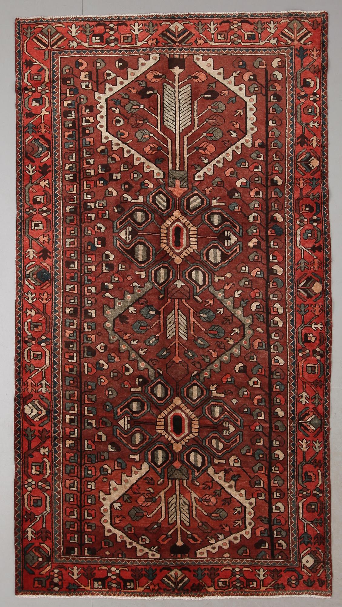 MATTA, Baktiari, ca 294 x 158 cm.