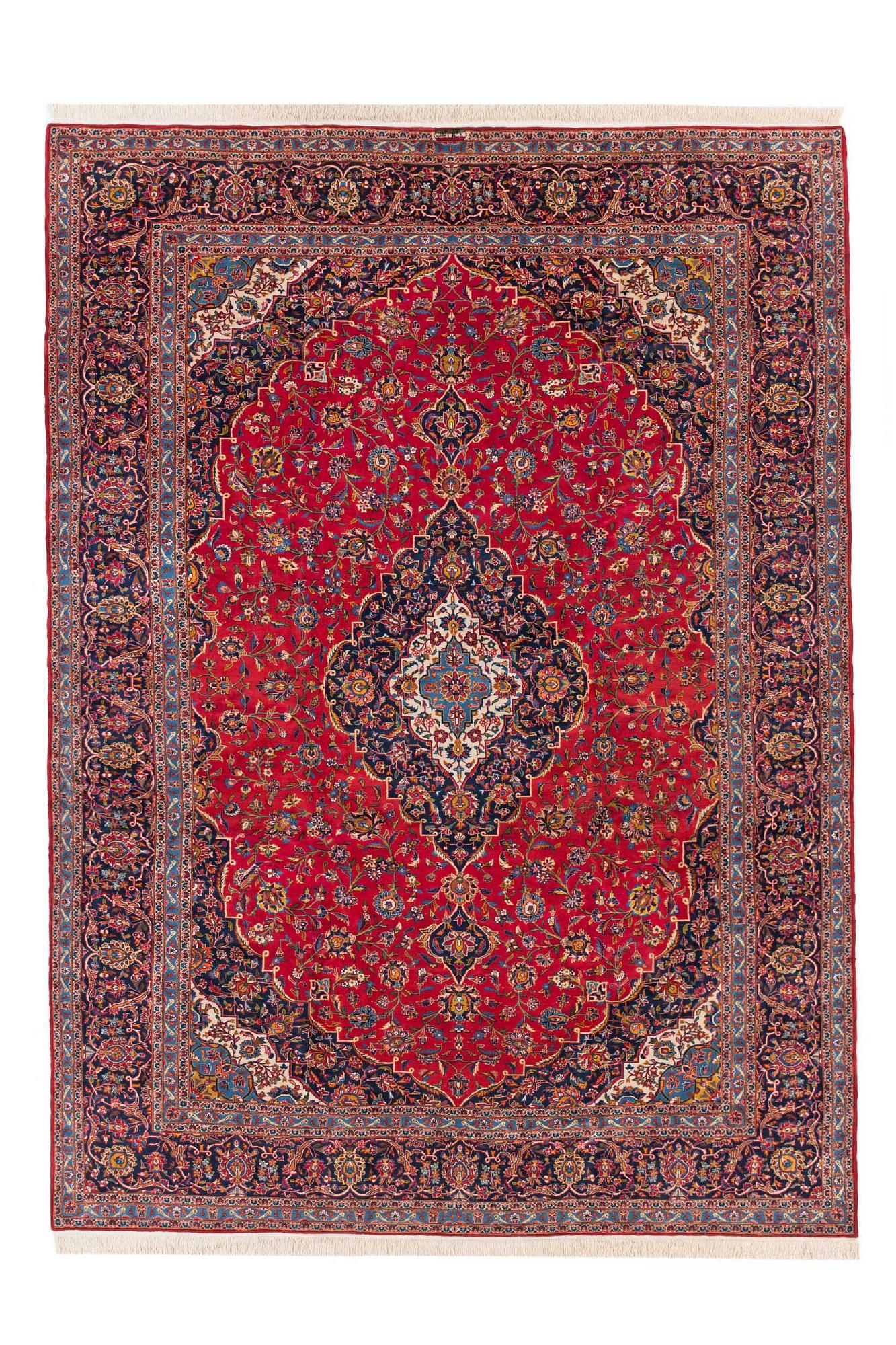 An old Keshan carpet ca 410 x 295 cm.