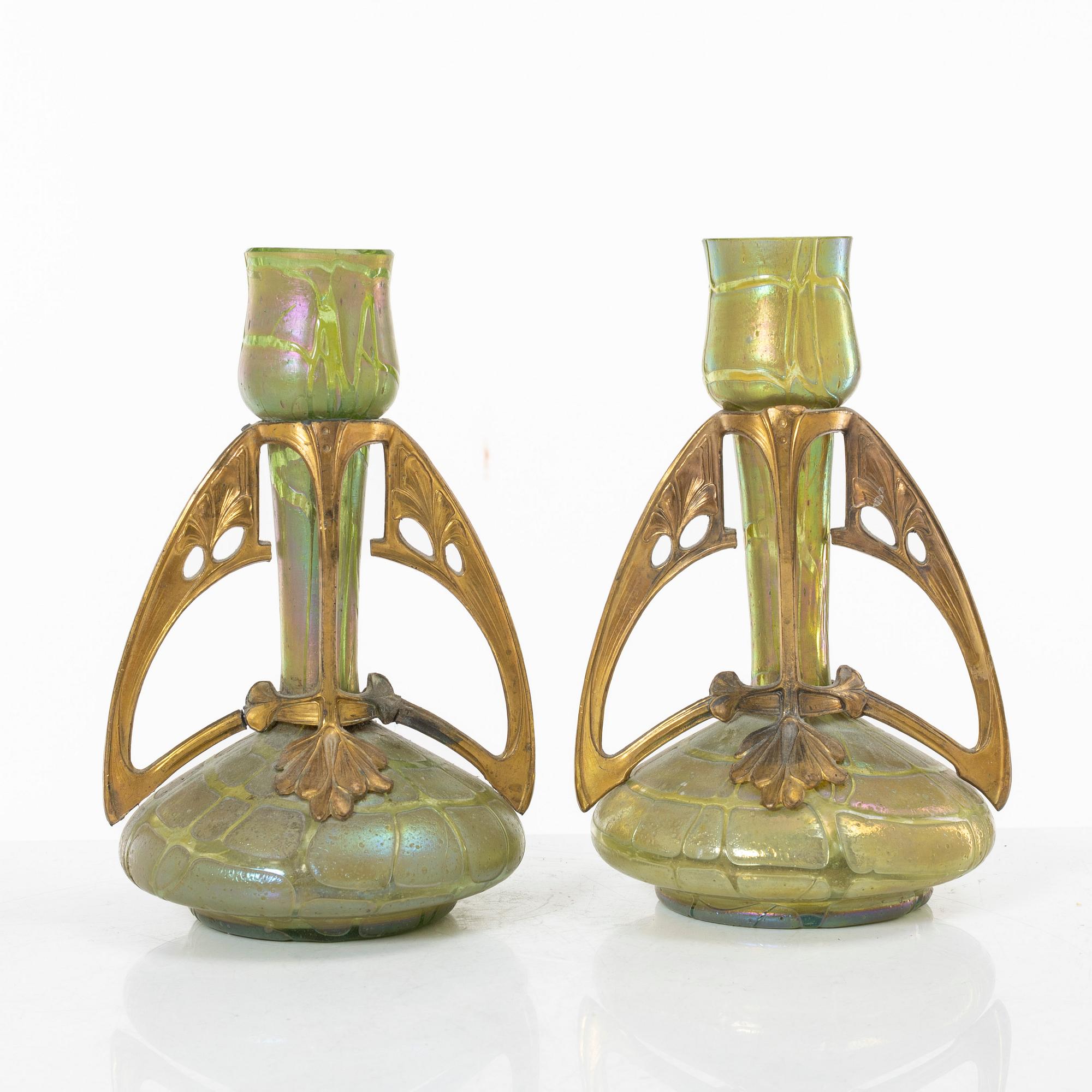 A pair of Art Nouveau vases, circa 1900.