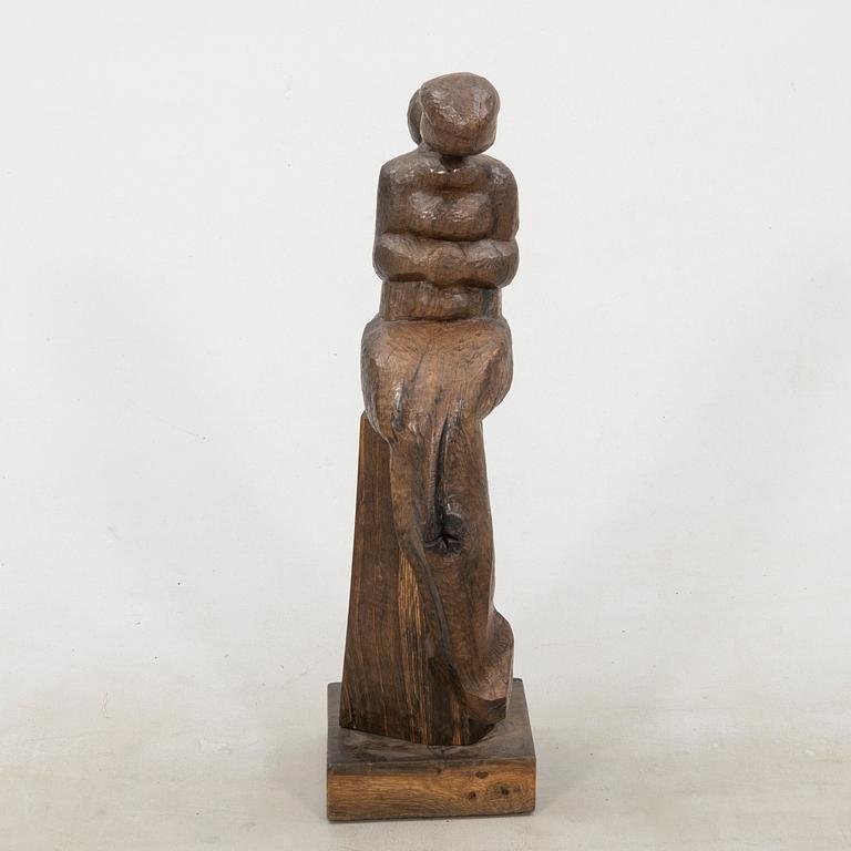 Allan Jäderås, sculpture Woman with child.