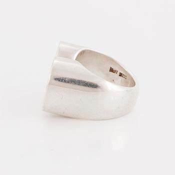 HANS HANSEN, a sterling silver ring, Denmark.