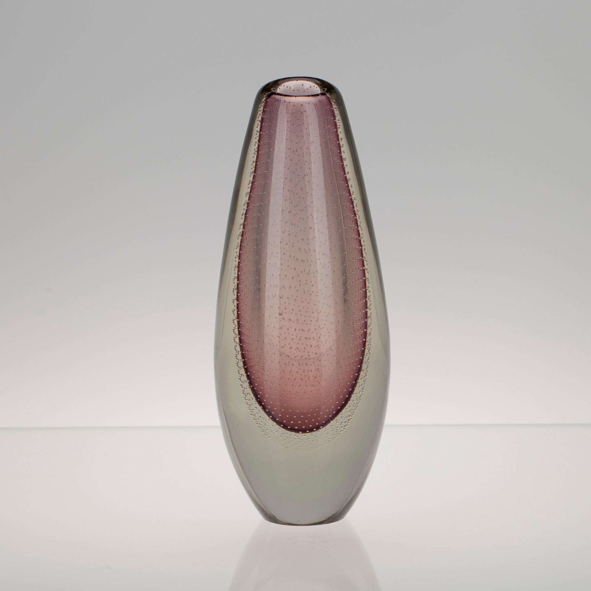 VAS, glas, Gunnel Nyman, Nuutajärvi Notsjö, 1900-talets mitt.