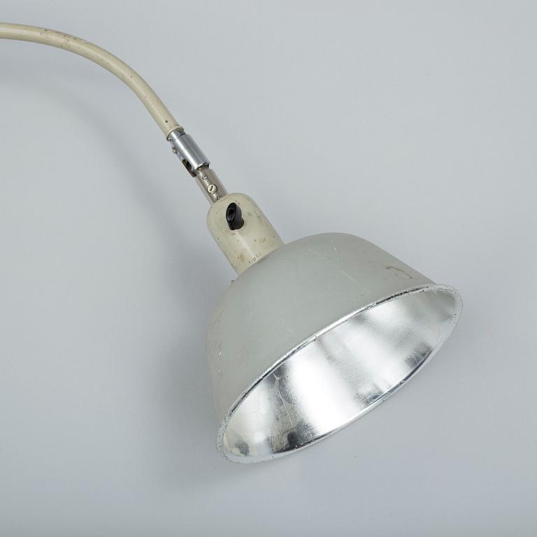 A mid 20th century light.