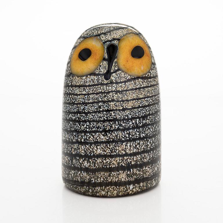 Oiva Toikka, a 'Barn Owl' glass bird, signed O. Toikka Nuutajärvi.