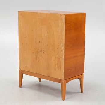 Åby Möbelfabrik, a Swedish Modern chest of drawers, 1940's-50's.