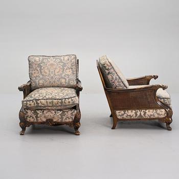 FÅTÖLJER, ett par, Chippendalestil, omkring 1900-talets mitt.