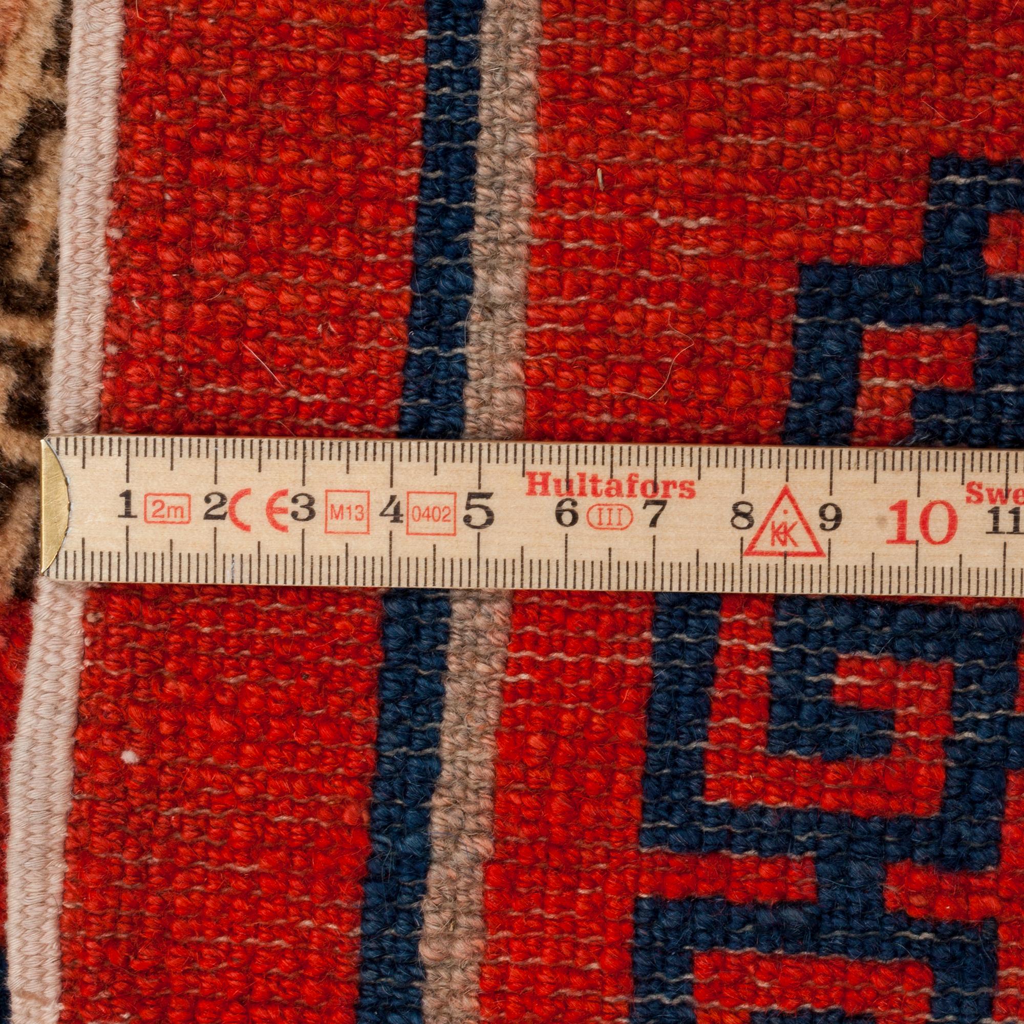 MATTA, Old  Baotou, Kina, ca 168 x 99 cm.