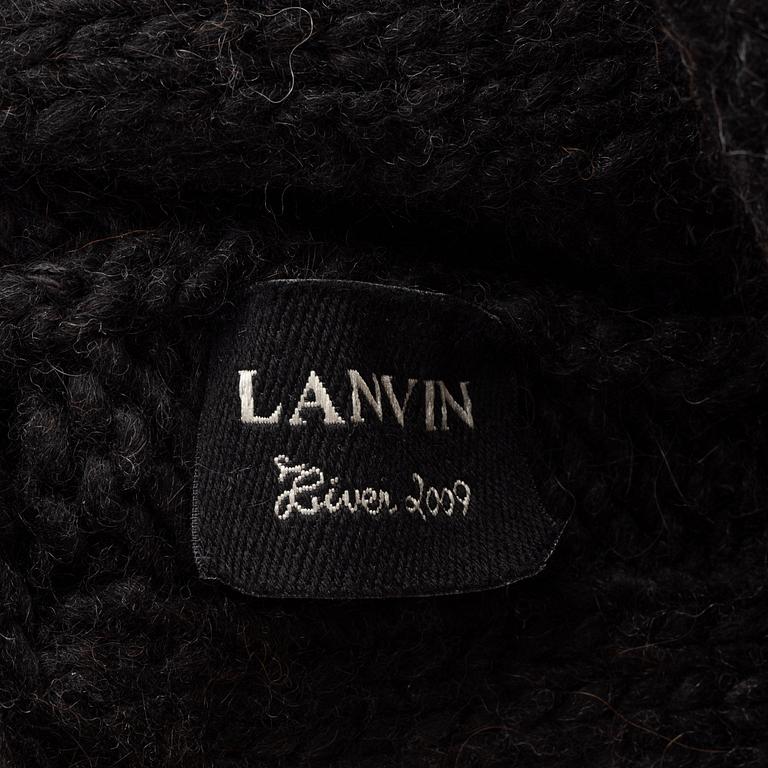 Lanvin, A wool mix cardigan, size XS.
