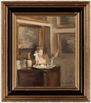 Carl Holsoe, Interior with silver plate.