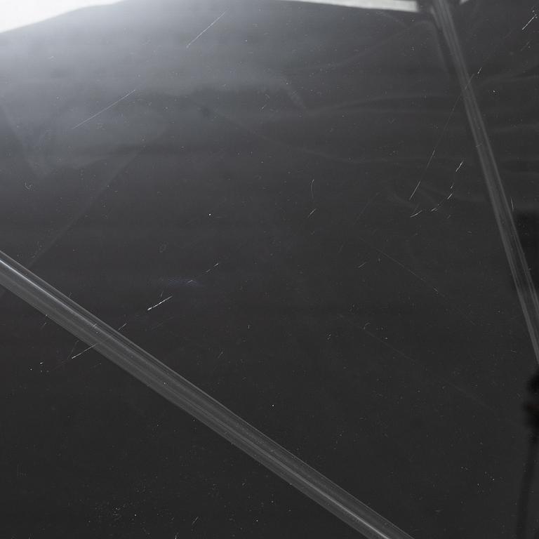 Paolo Piva, soffbord, "Alanda", Paolo Piva, B&B, Italien, formgivet 1981.