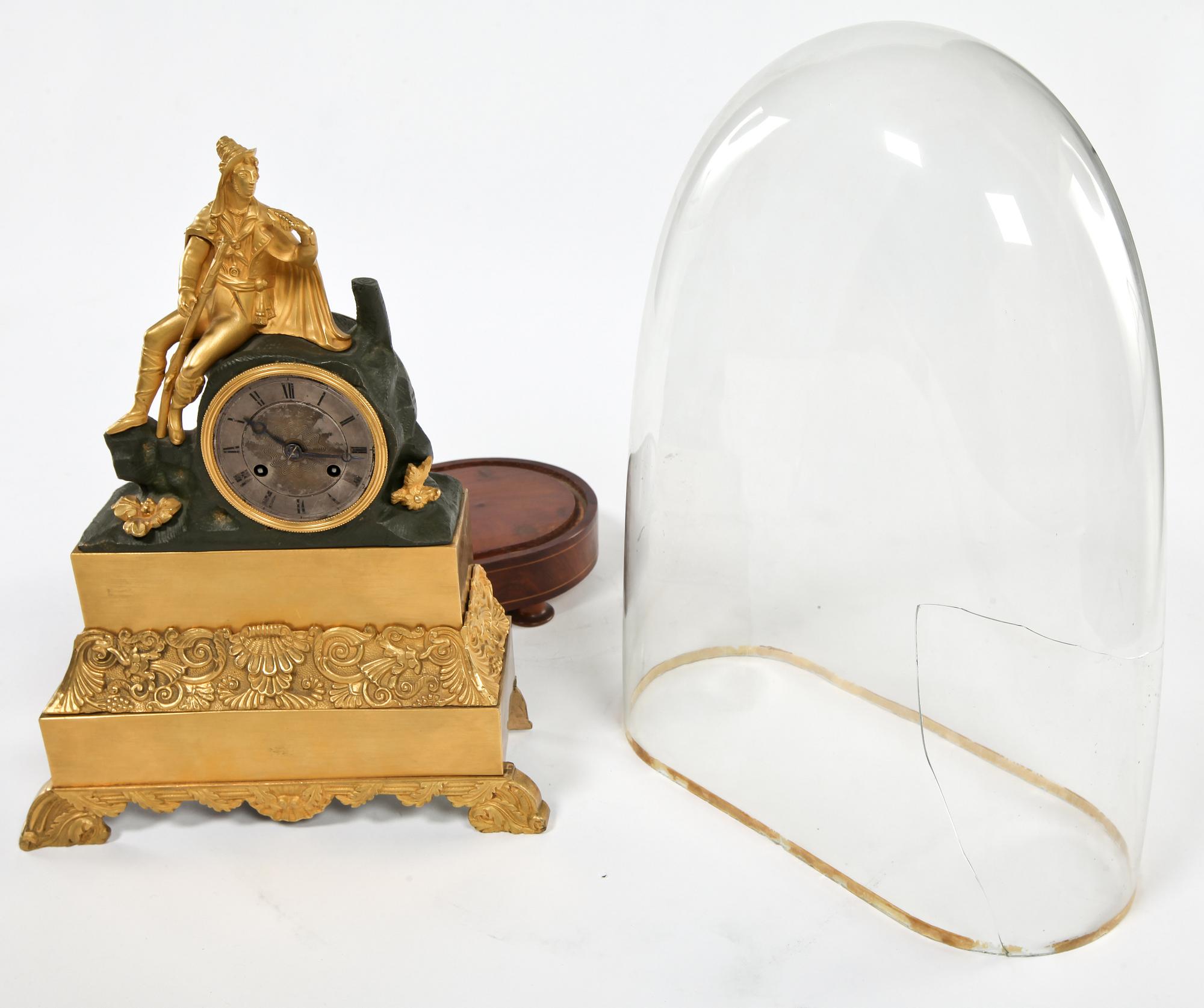 BORDSPENDYL, senempire, 1800-talets första hälft.