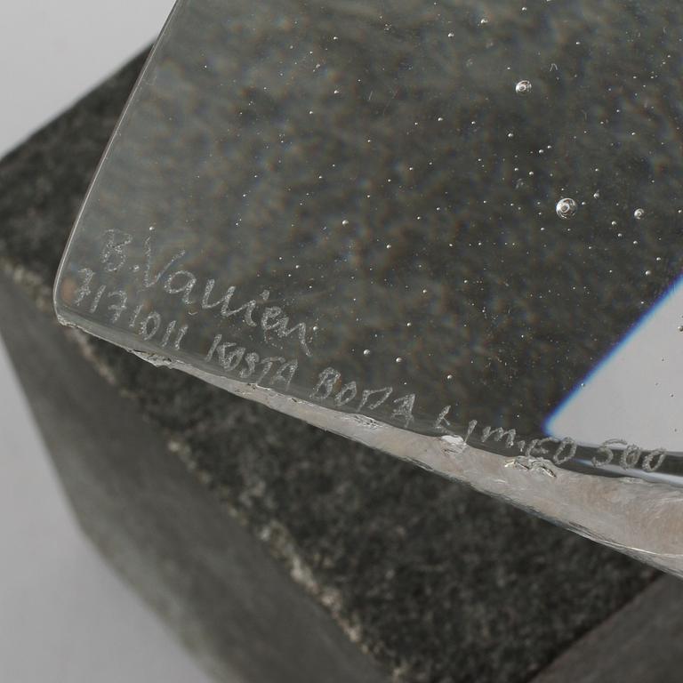 BERTIL VALLIEN, skulptur, glas, Limited Edition 500, signerad och numrerad 7171011.