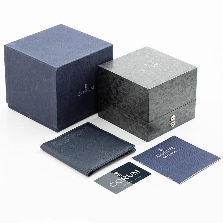 Corum, "Heart Beat", "MOP dial", armbandsur, 30 mm.