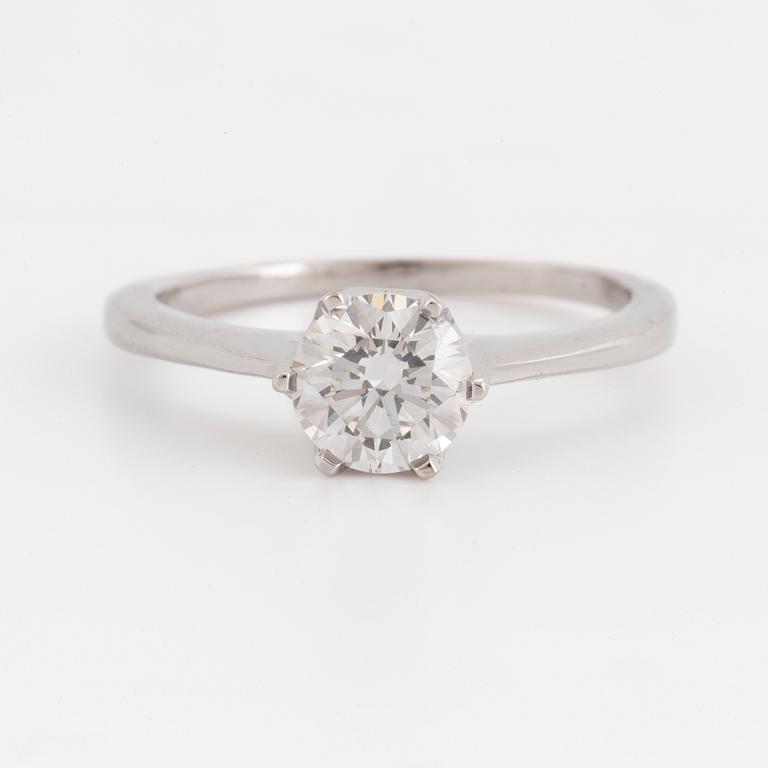 A brilliant cut diamond ring, circa 0,97 ct.