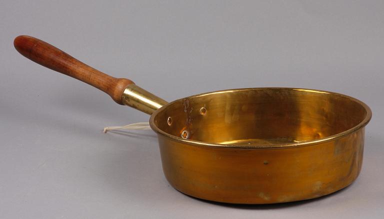 TRAKTÖRPANNA, mässing, 1800-tal.