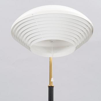 ALVAR AALTO, lattiavalaisin malli A811A, Artek 1900-luvun loppu.