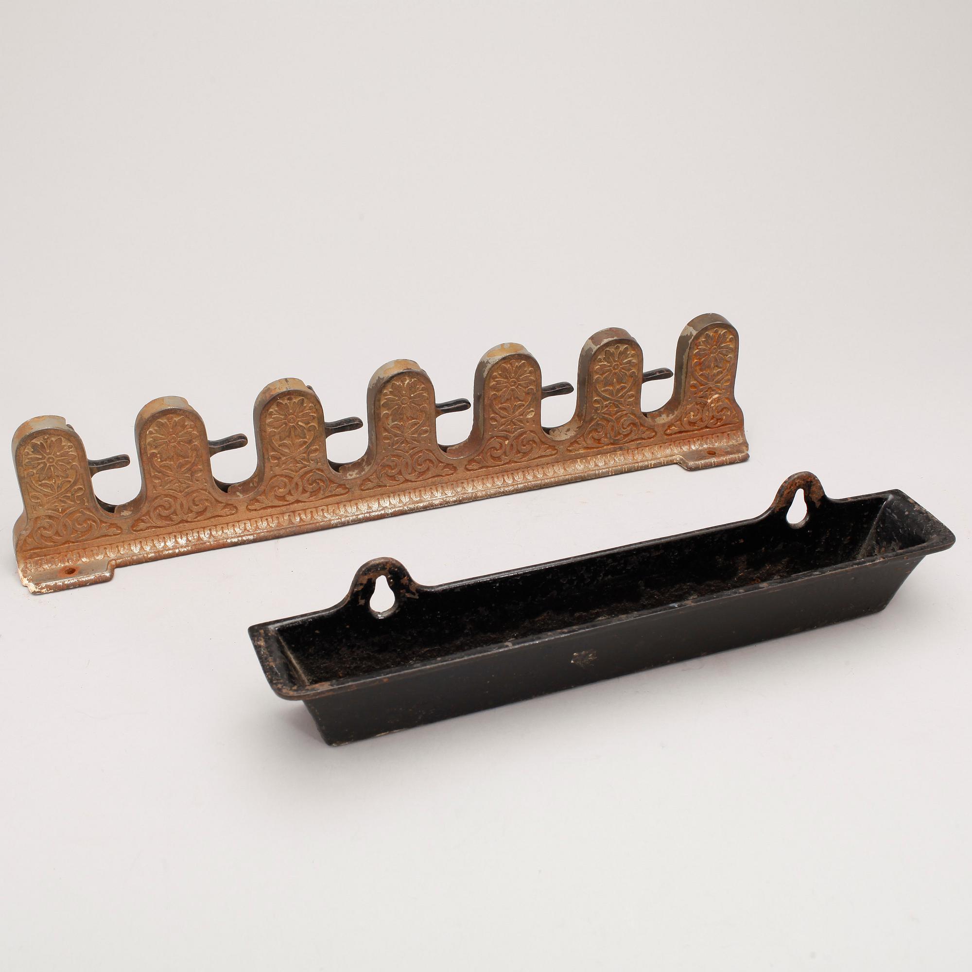 PARAPLYSTÄLL, 2 delar, metall, jugend, omkring 1900.