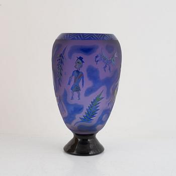 Ulrica Hydman-Vallien, a "Juvelglas" vase, unique, Kosta Boda, Sweden.