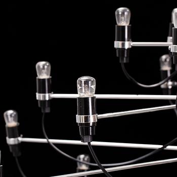 Gino Sarfatti, a "2097/30" chandelier, Flos.