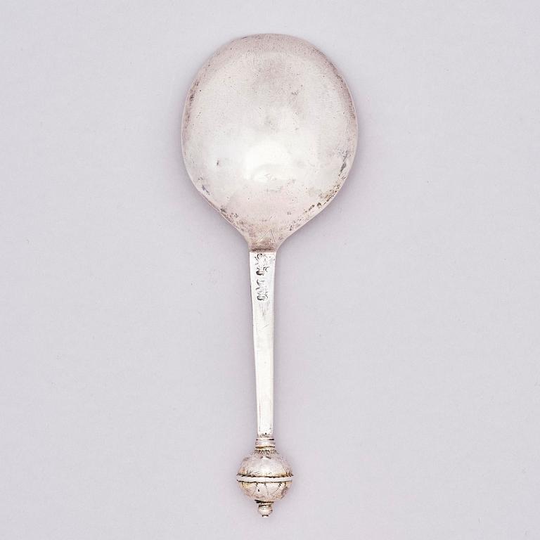 A Swedish 18th century silver spoon, mark of Petter Bergman, Skänninge (active 1739-54 (57)).