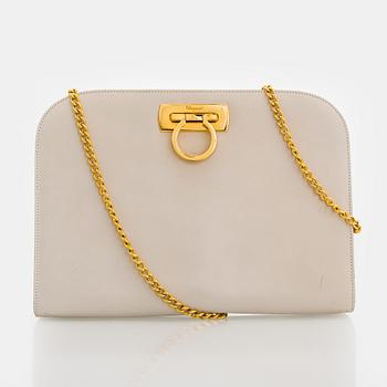 Salvatore Ferragamo, a leather “Gancini”bag.
