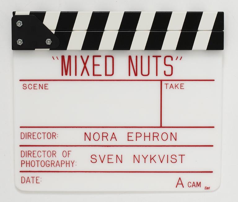 FILMKLAPPA från inspelningen av filmen "Mixed nuts", USA 1994. Regi Nora Ephron.