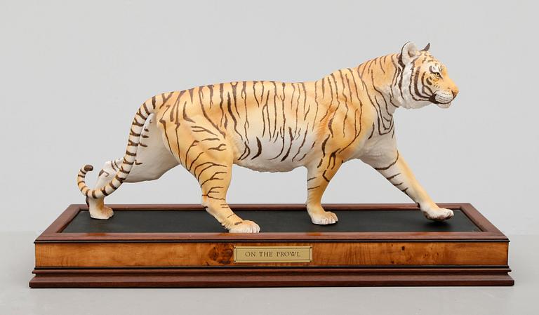 FIGUR, porslin, "On the prowl", The Franklin Mint.