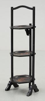 CAKESTAND. Kina, sen Qingdynasti (1644-1911).