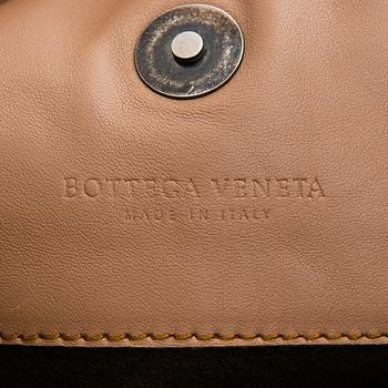 Bottega Veneta, "Naruto Knot", bag.