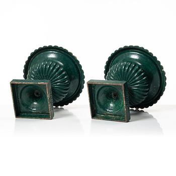 Trädgårdsurnor, ett par, No. 1, Husqvarna, omkring 1900.