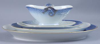 MAT OCH KAFFESERVIS, ca 110, delar "Måsen", porslin, Bing & Gröndahl och Kongl Dansk.