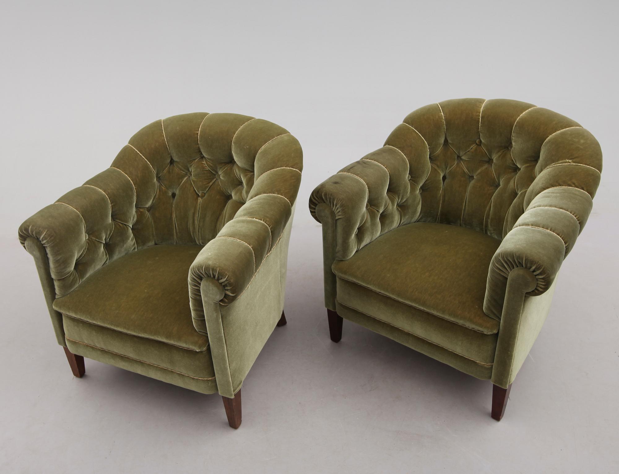 FÅTÖLJER, 1 par, 1900-talets första hälft.