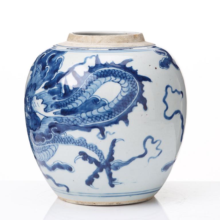 A blue and white dragon jar, Qing dynasty, 18th Century.