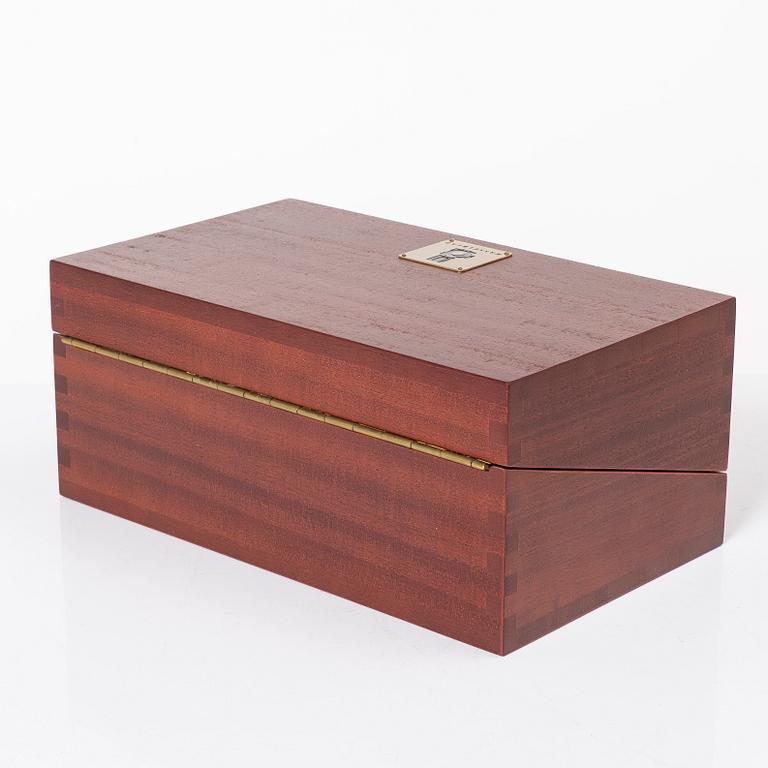 A Hasselblad camera, 2000FC/M, anniversary edition, 1985.