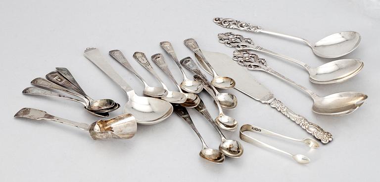 PARTI SILVER, ca 20 delar, mestadels 1900-tal. Bl a Georg Jensen, Danmark. Tot ca 450 g.