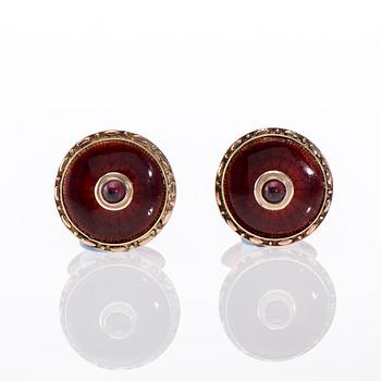 KALVOSINNAPIT, 14K kultaa, emalointia, granaatit, meripihkaa. Venäläiset leimat. Paino yht. 12,6 g.