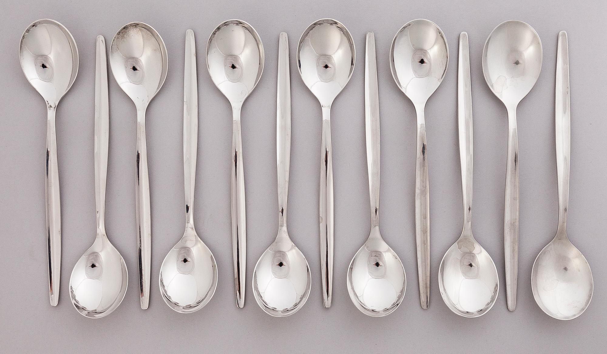 ILMARI TAPIOVAARA 1960s 122-piece Set of Polar Flatware for Hackman, Finland.