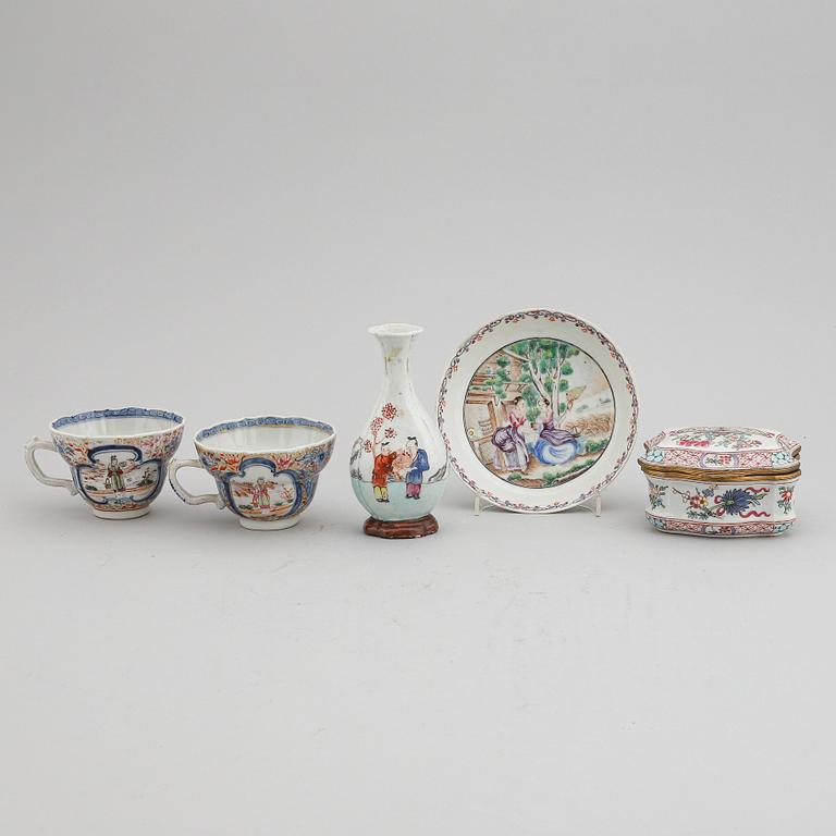 Two cups, a dish, a vase and a box, Qing dynasty, Qianlong and the box is Samson.