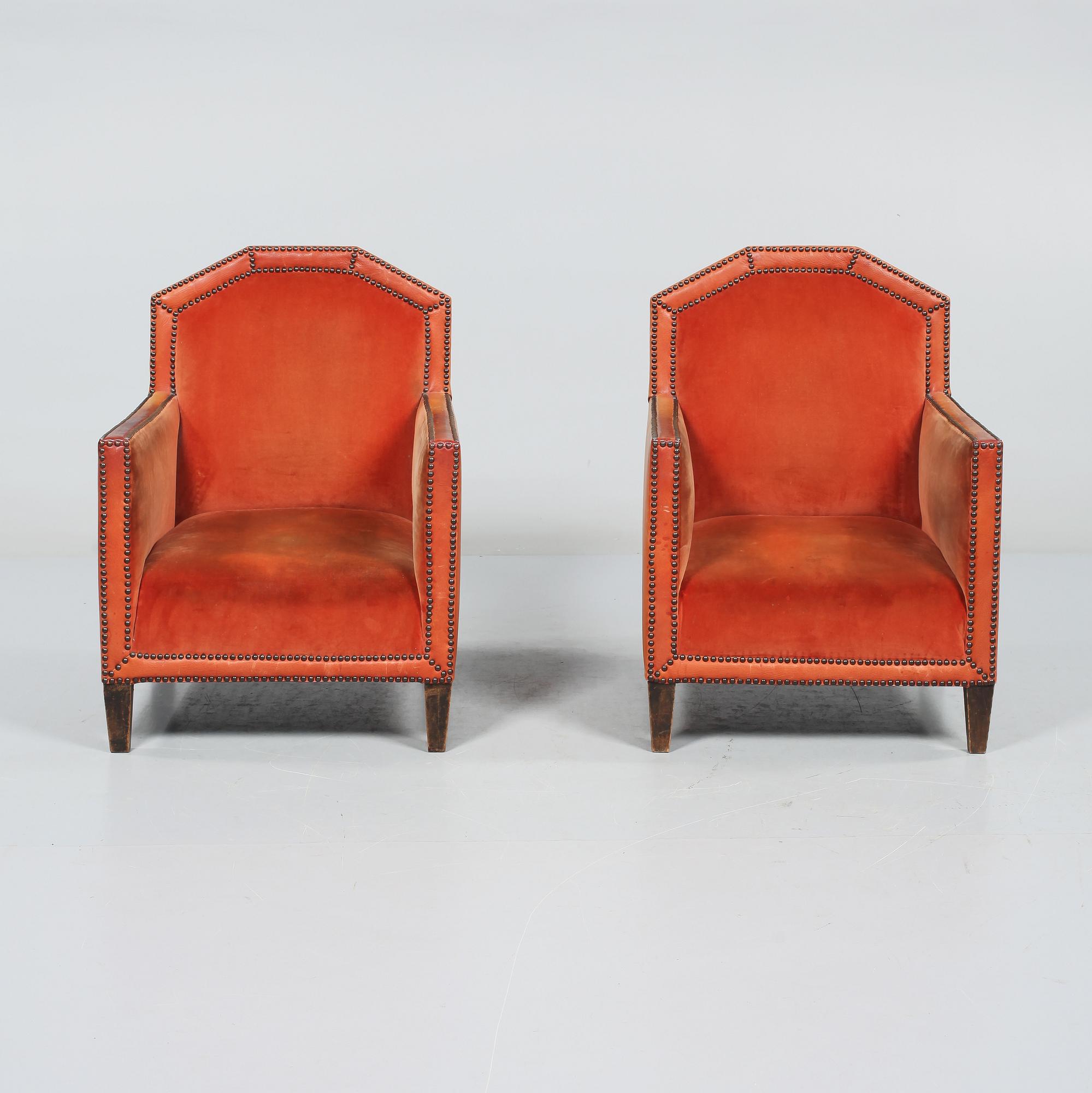 FÅTÖLJER, ett par, 1900-talets första hälft.