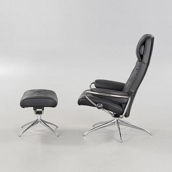 FÅTÖLJ samt FOTPALL, "Stressless Metro", Ekornes, Norge, 2000-tal.