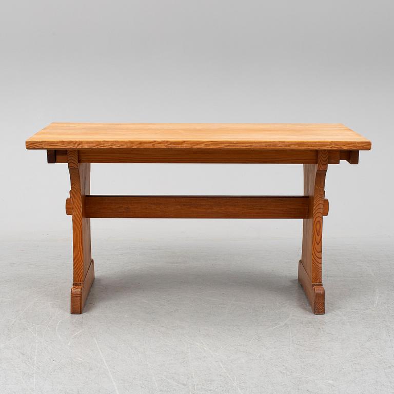 AXEL EINAR HJORTH, an attributed pine 'Lovö' table from Nordiska Kompaniet.