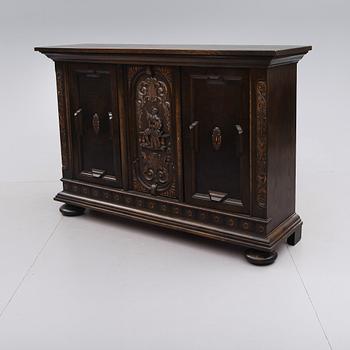 SKÅP, barockstil, 1900-talets första hälft.
