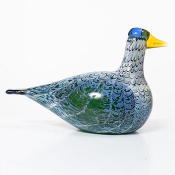 Oiva Toikka, a 'Martin Hanhi' glass bird, for the 80th jubilee of Finlands independence, Nuutajärvi, Iittala, Finland.